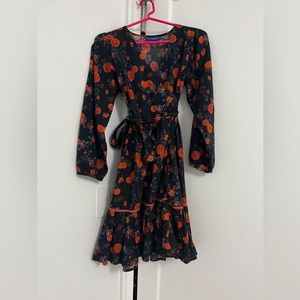 Ro’s Garden size 4 wrap dress, long sleeve with orange and black pattern